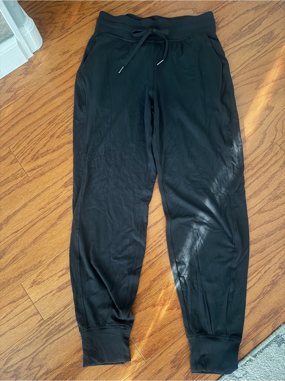 Women’s Lululemon joggers